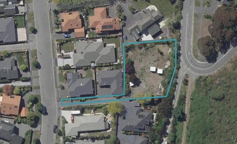 19 Basil Place, Mount Pleasant, Christchurch - Carousel 1