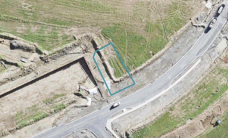 135 Ormonde Drive, Silverdale, Silverdale - Carousel 1