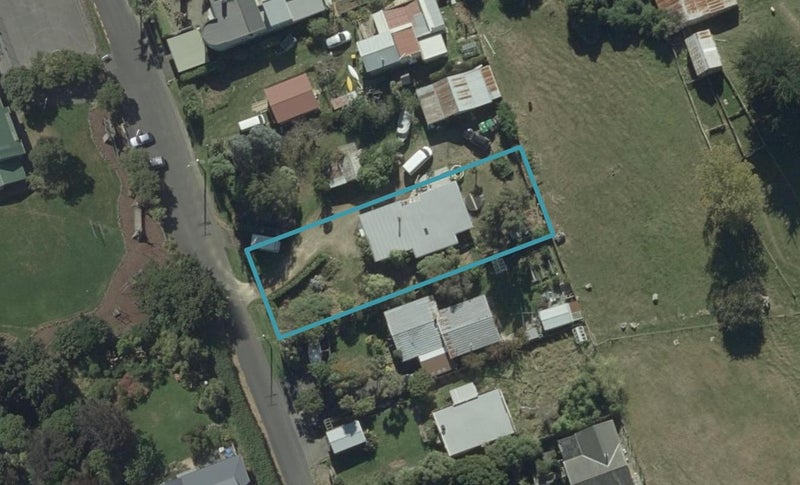 7 Roebuck Rise, Broad Bay, Dunedin - Carousel 1
