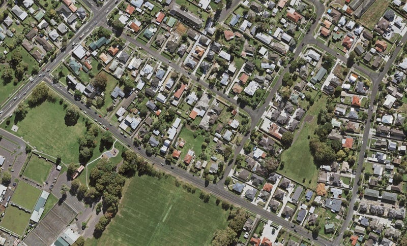 20B Viola Avenue, Mangere East, Auckland - Carousel 1