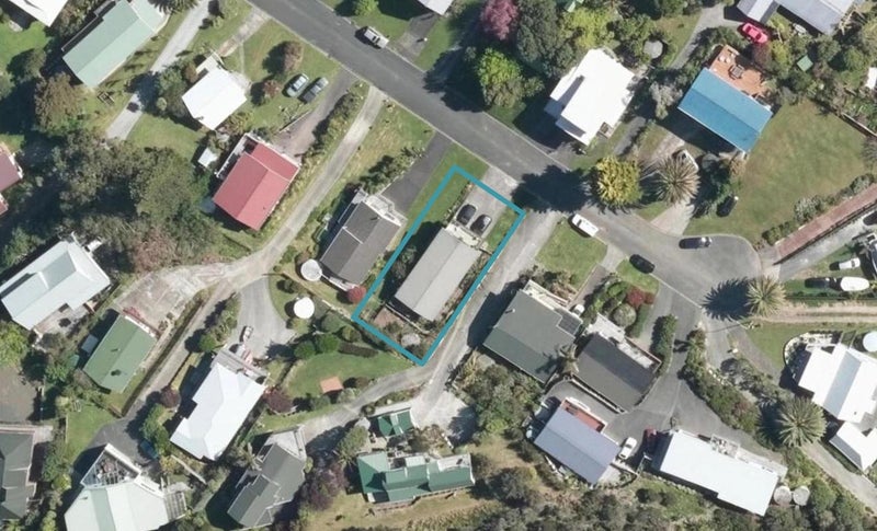25 Rewa Place, Russell, Russell - Carousel 1