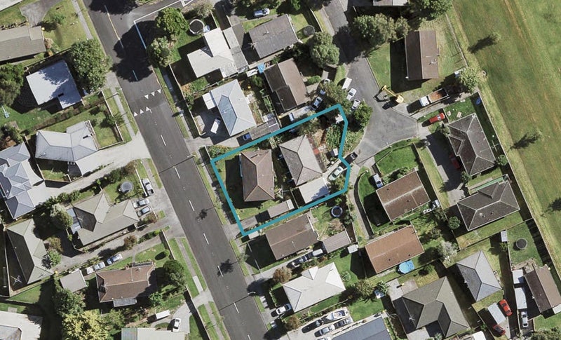 72A Sykes Road, Weymouth, Auckland - Carousel 1