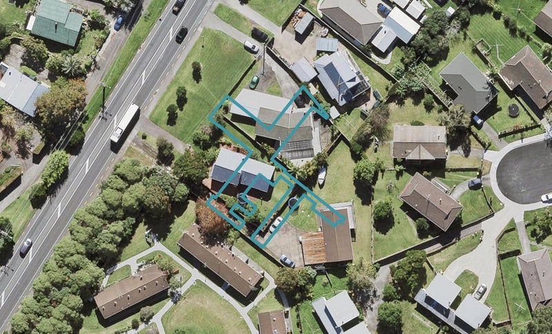 2/453 Don Buck Road, Massey, Auckland - Carousel 1