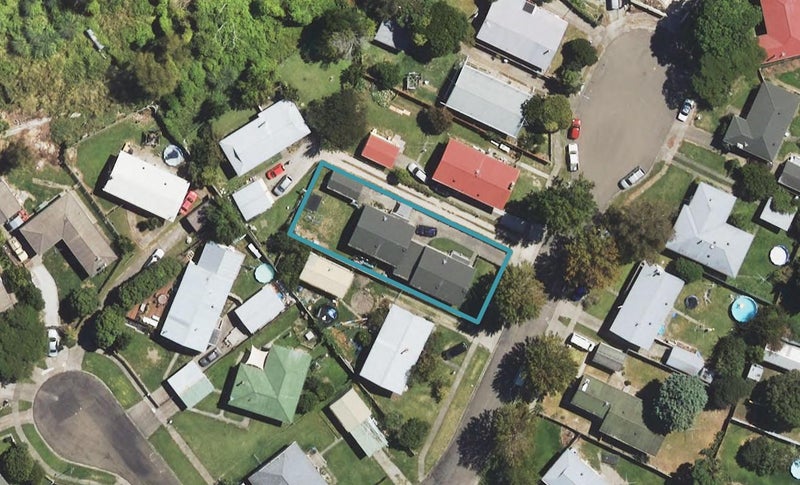 4 Gillies Street, Outer Kaiti, Gisborne - Carousel 1