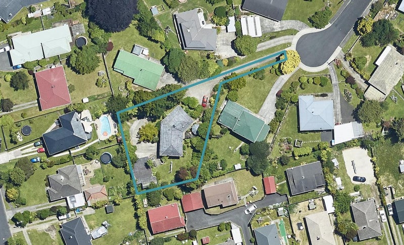 11 Louis Place, Hillcrest, Rotorua - Carousel 1