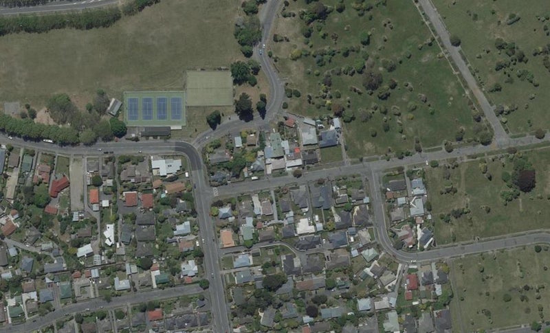 7 Mundys Road, Dallington, Christchurch - Carousel 1