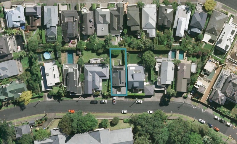 9 Saint Francis De Sales Street, Saint Marys Bay, Auckland - Carousel 1