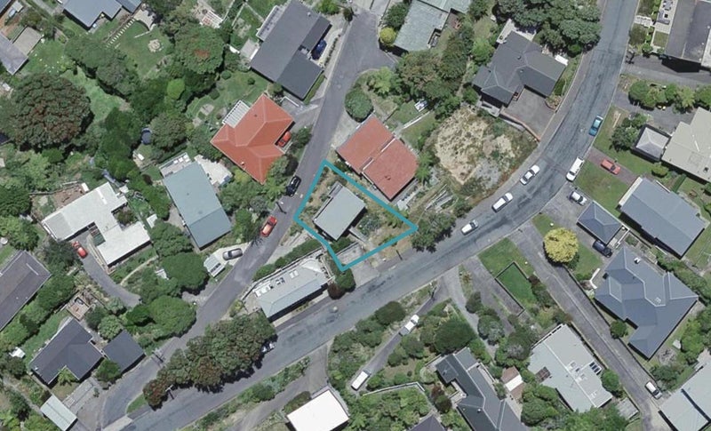 63 Warwick Street, Wilton, Wellington - Carousel 1
