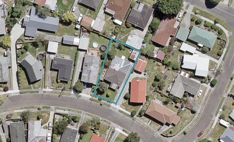 1/72 PASADENA CRES, Totara Park, Upper Hutt - Carousel 1