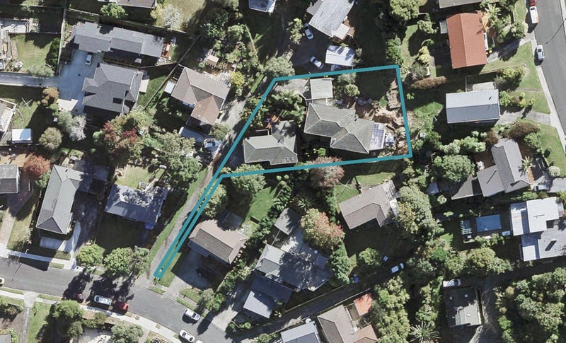 1/31 Deverell Place, Northcross, Auckland - Carousel 1