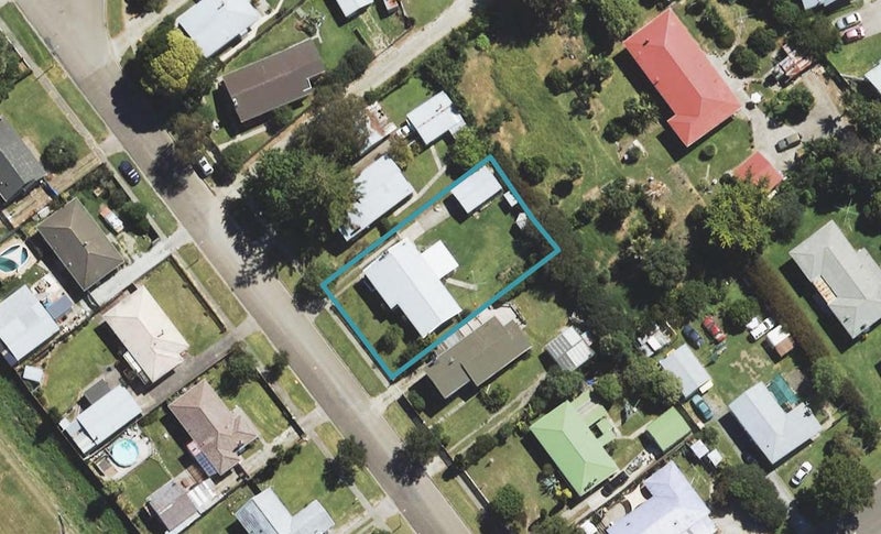 7 Halley Street, Outer Kaiti, Gisborne - Carousel 1