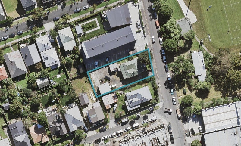2/16 Central Road, Kingsland, Auckland - Carousel 1