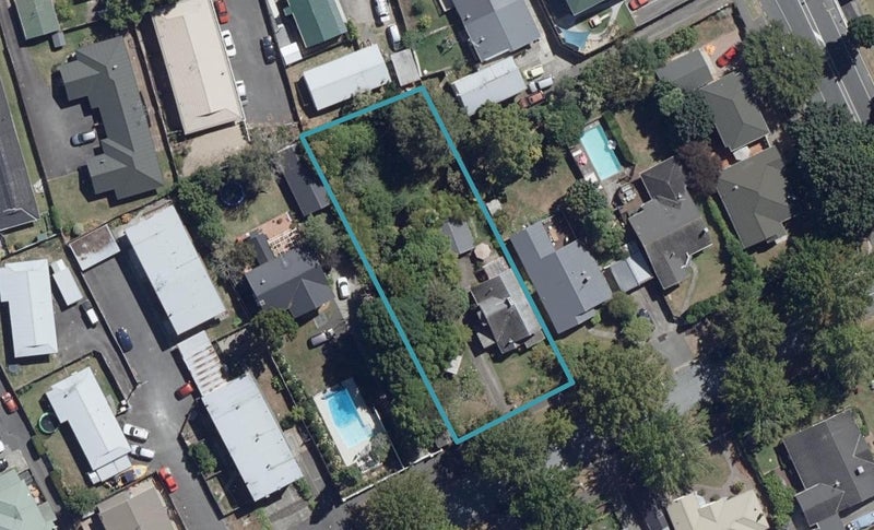 21 Stanley Street, Claudelands, Hamilton - Carousel 1