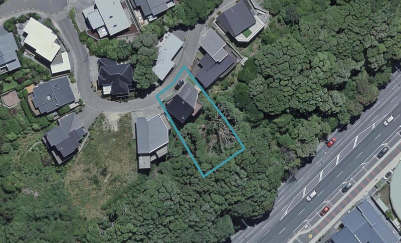 12 Satchell Way, Kaiwharawhara, Wellington - Carousel 1