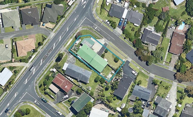 18 Cambridge Road, Judea, Tauranga - Carousel 1