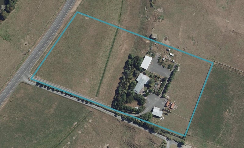 127 Ngaruawahia Road, Hamilton - Carousel 1