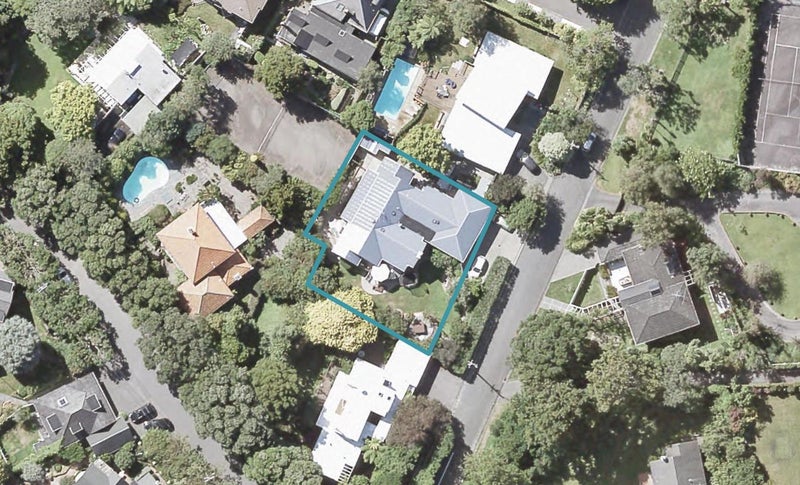 41 Cheviot Road, Lowry Bay, Lower Hutt - Carousel 1