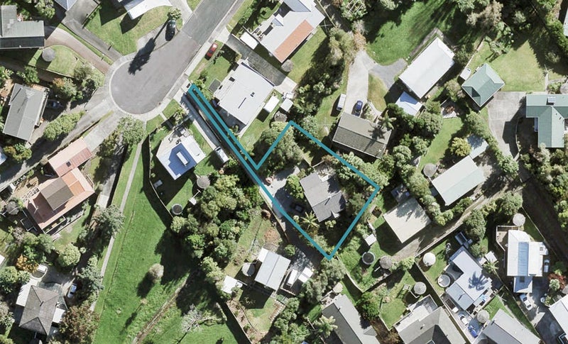 28 Springtime Crescent, Stanmore Bay, Whangaparaoa - Carousel 1