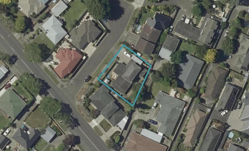 14 Linmor Place, Terrace End, Palmerston North - Carousel 1
