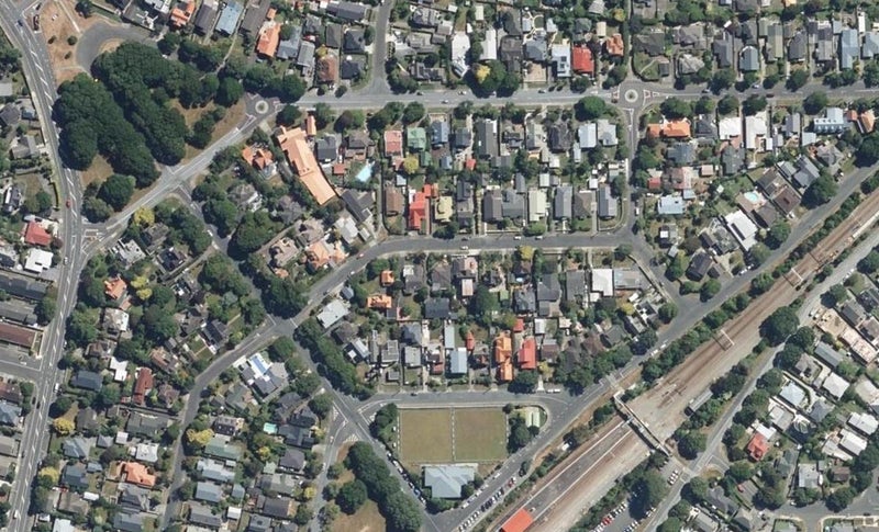 10A Maire Street, Woburn, Lower Hutt - Carousel 1