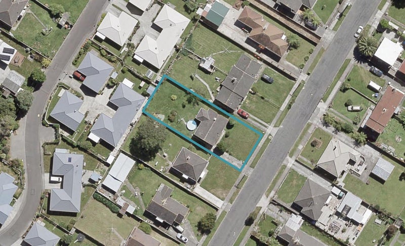 27 Biddle Crescent, Taita, Lower Hutt - Carousel 1