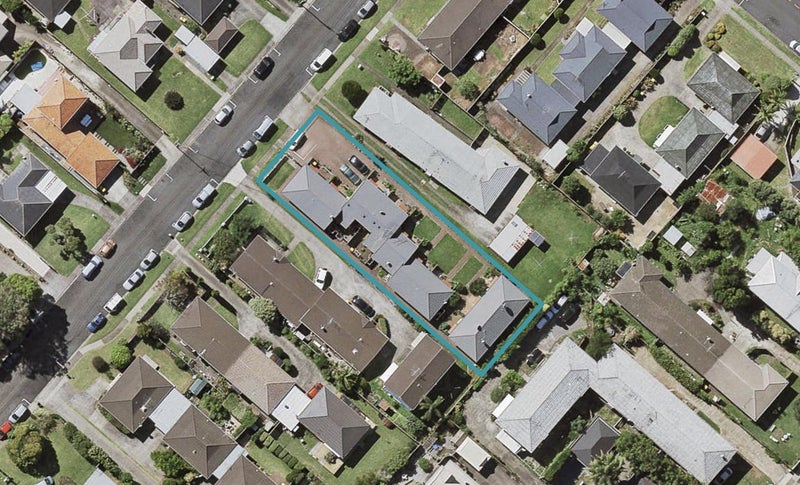 3 Napoleon Avenue, Milford, Auckland - Carousel 1