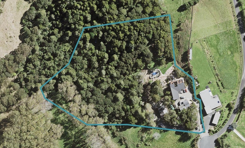 40 Judge Richardson Drive, Papakura - Carousel 1