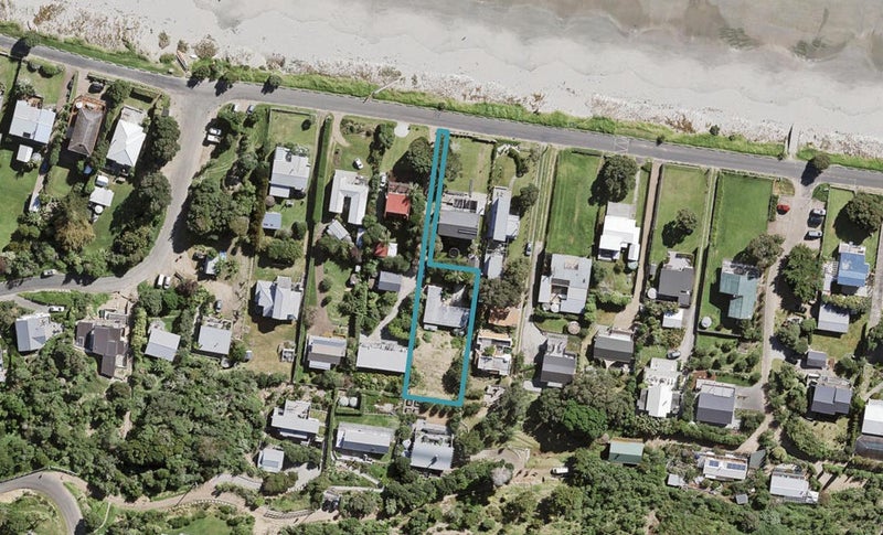 119 The Strand, Onetangi, Waiheke Island - Carousel 1
