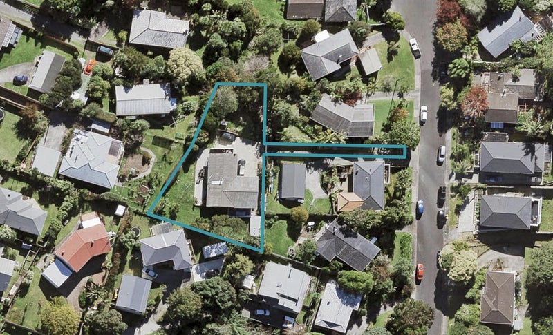 120 Canongate Street, Birkdale, Auckland - Carousel 1
