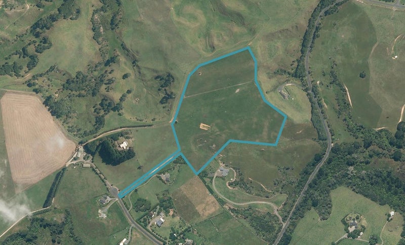 42 Crosland Road, Helensville - Carousel 1