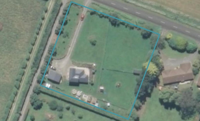 91 Waikawa Beach Road, Manakau, Levin - Carousel 1