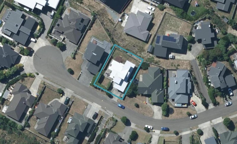1/16 Wilford ST, Woburn, Lower Hutt - Carousel 1