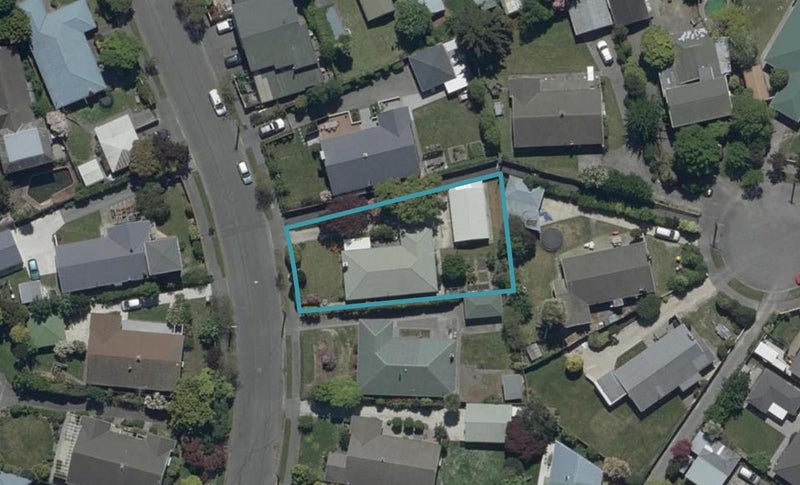 48 Sevenoaks Drive, Bryndwr, Christchurch - Carousel 1