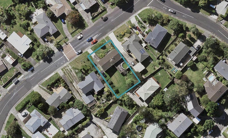 23 Juniper Road, Sunnynook, Auckland - Carousel 1