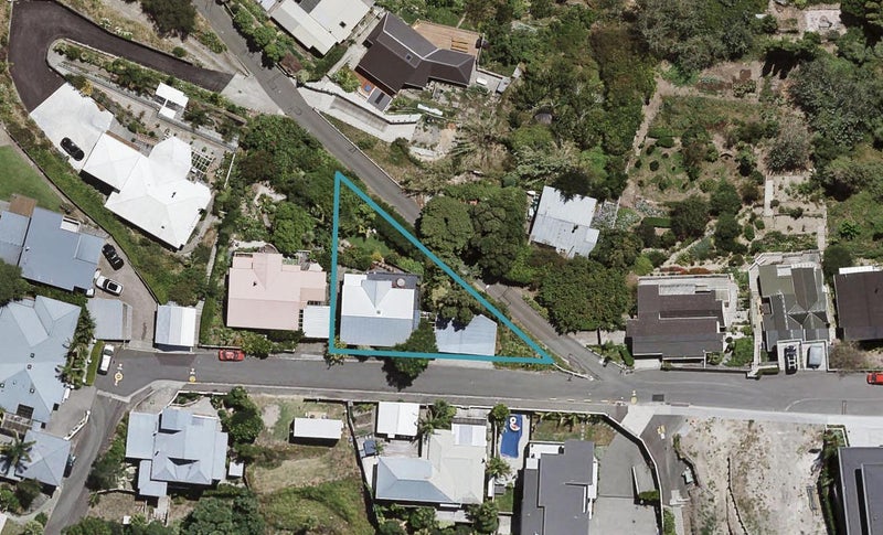 36 Hospital Terrace, Hospital Hill, Napier - Carousel 1