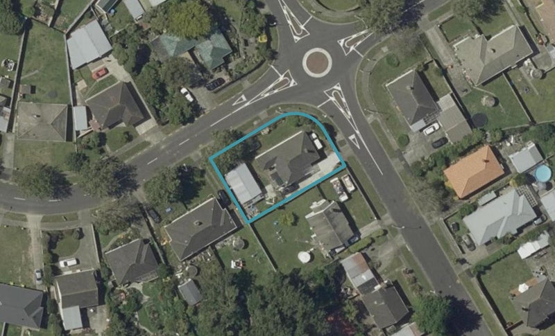 42 Moheke Avenue, Roslyn, Palmerston North - Carousel 1