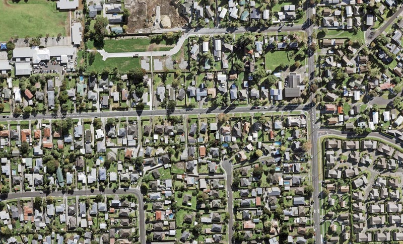 51A Waipani Road, Te Atatu Peninsula, Auckland - Carousel 1