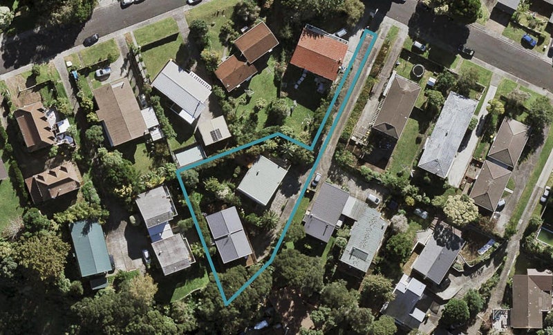 2/45 Girrahween Drive, Tōtara Vale, Auckland - Carousel 1