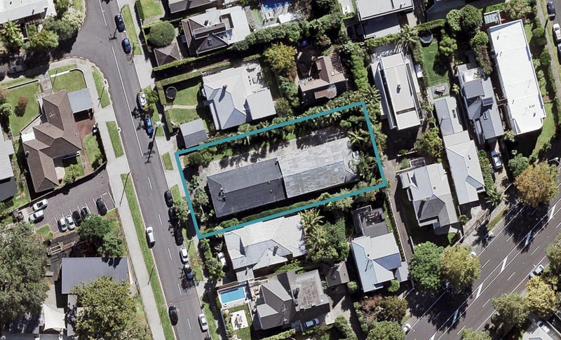 4/9 Clifton Road, Herne Bay, Auckland - Carousel 1