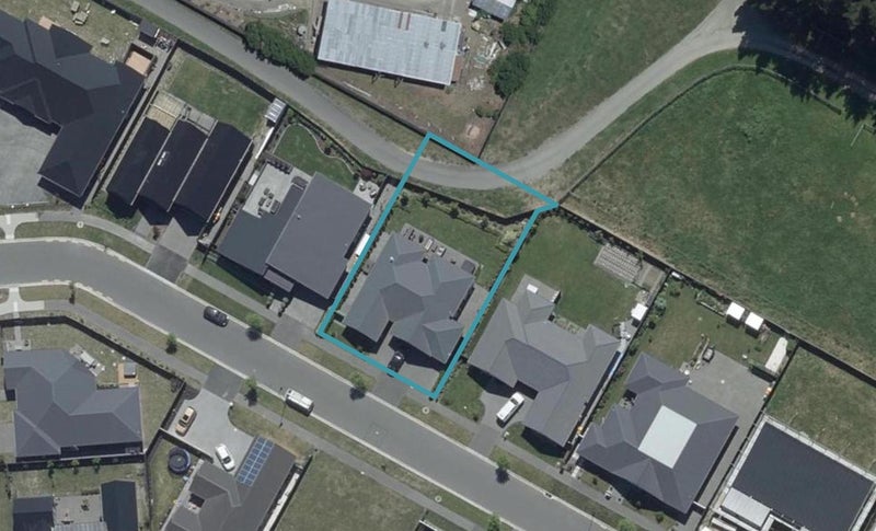 7 Kohunga Crescent, Bottle Lake, Christchurch - Carousel 1