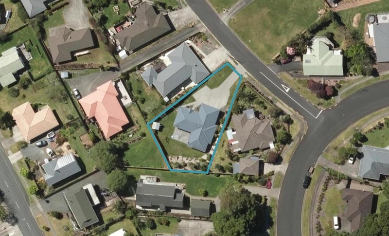 3 Daviot Place, Kamo, Whangarei - Carousel 1