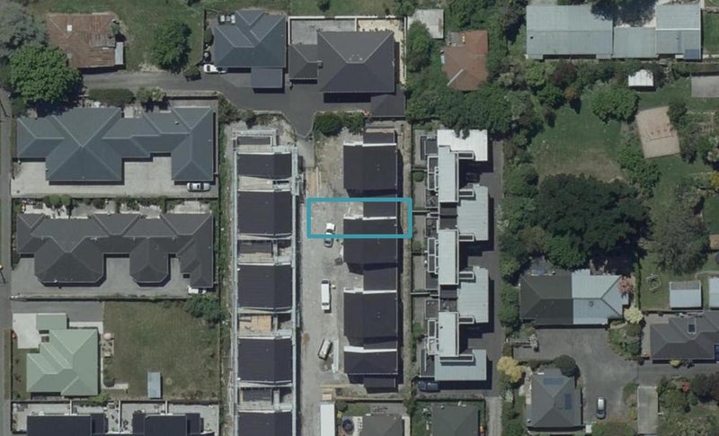 10 Verlamio Lane, Edgeware, Christchurch - Carousel 1