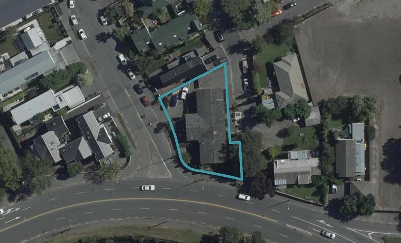 2/101 Carlton Mill Road, Merivale, Christchurch - Carousel 1
