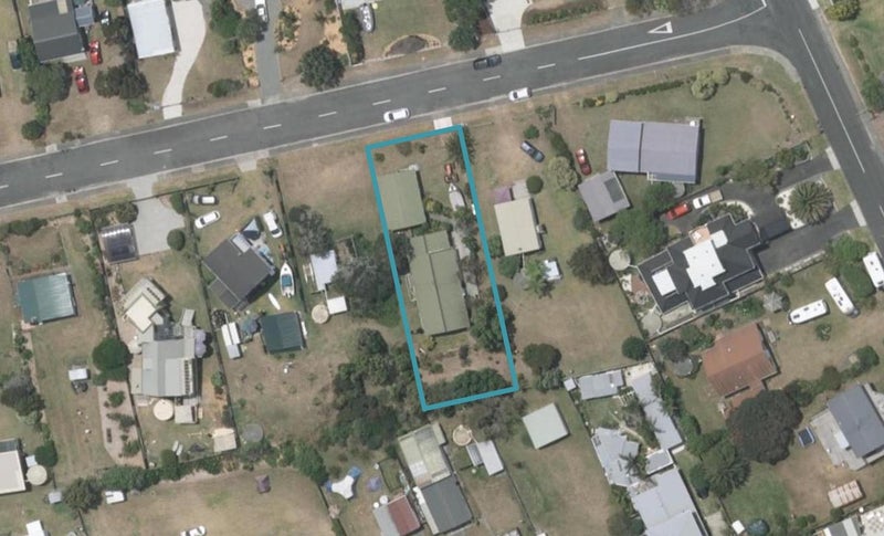 24 Holiday Crescent, Mangawhai Heads, Mangawhai - Carousel 1