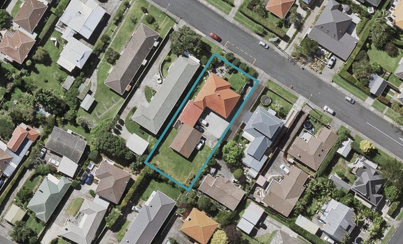 2/51 Francis Street, Hauraki, Auckland - Carousel 1