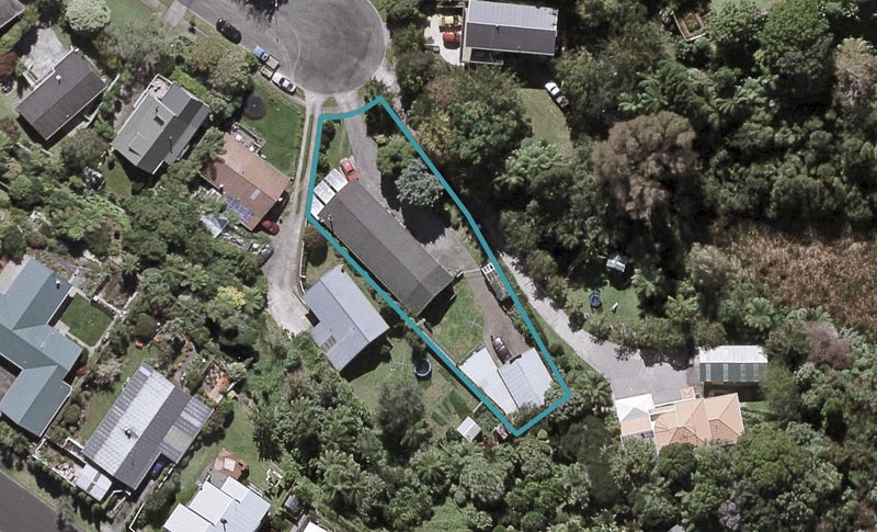 34 Ambury Place, Merrilands, New Plymouth - Carousel 1