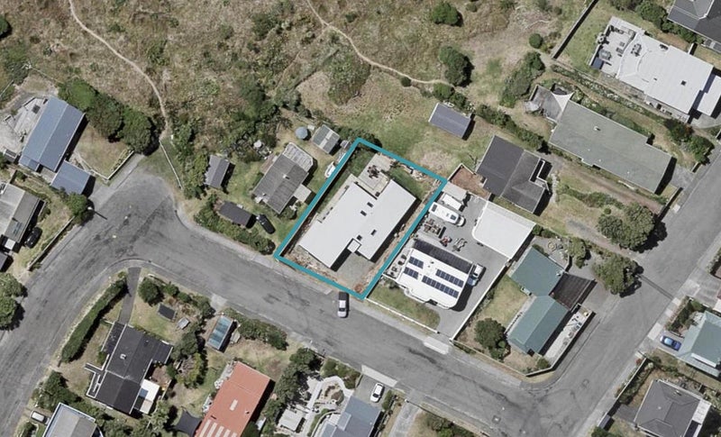 4 Konini Street, Otaki Beach, Otaki - Carousel 1