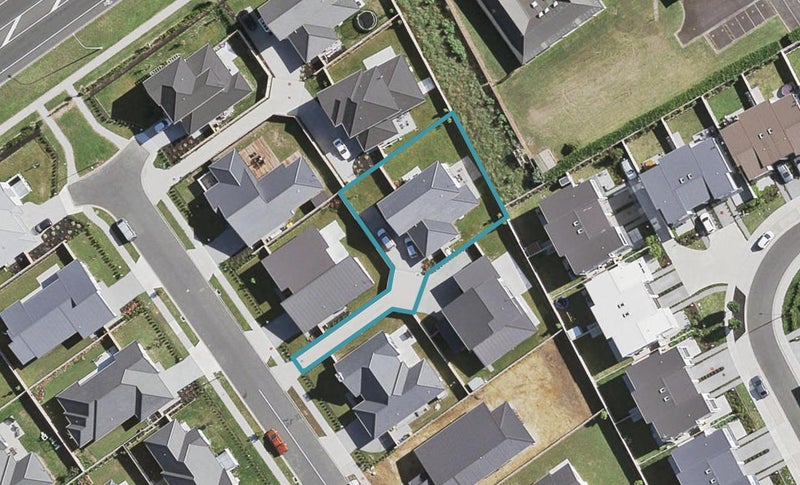 33 Andalusian Way, Karaka, Papakura - Carousel 1