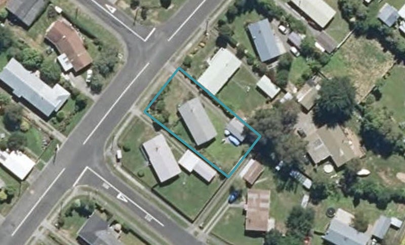 32 Arawa Street, Ohakune - Carousel 1