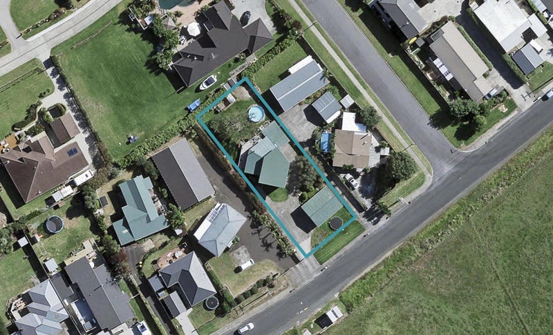 72 Wharf Road, Pukekohe - Carousel 1